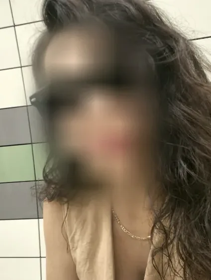 Dilara, 36