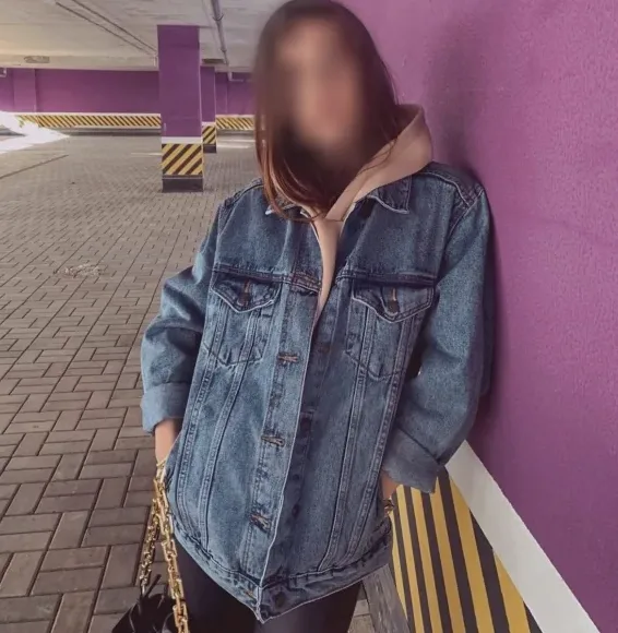 Elin, 31
