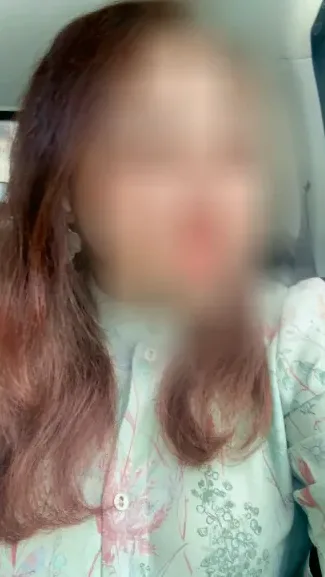 Esila, 32