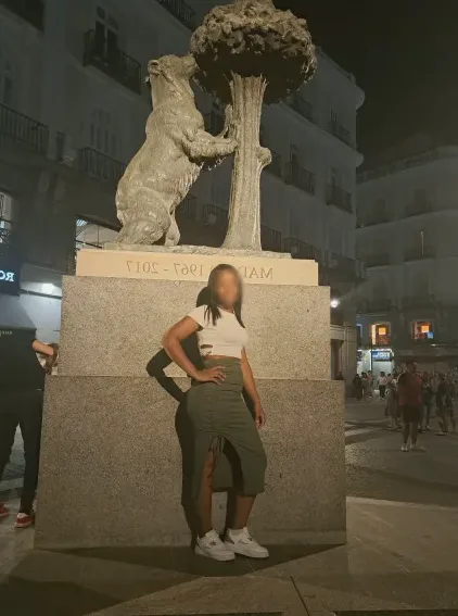 Fenna, 34