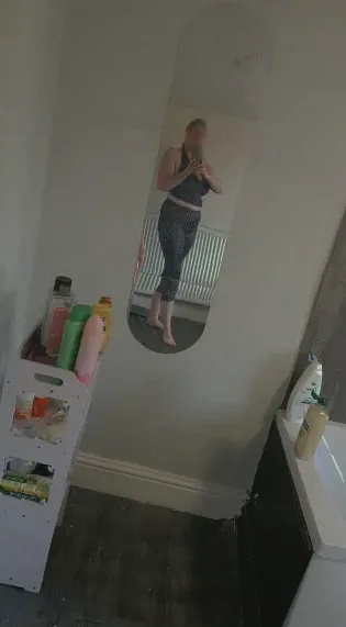 Isabella, 40