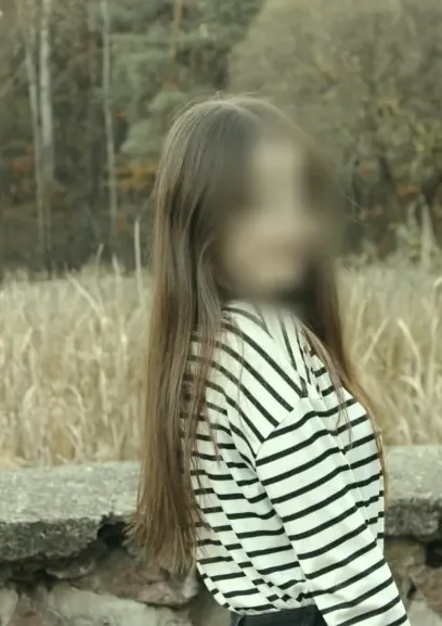 Karin, 19