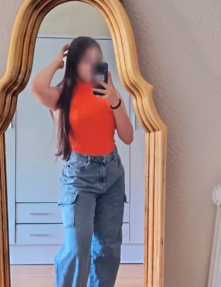 Leyla, 20