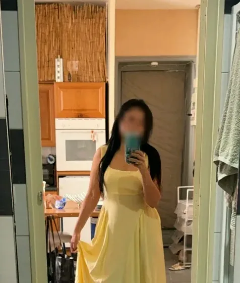 Nour, 32