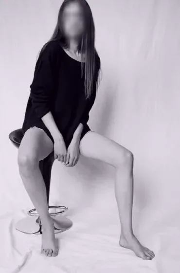 Priscilla, 28