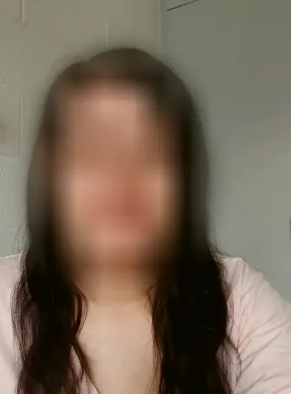 Rania, 33