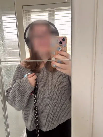 Rania, 23